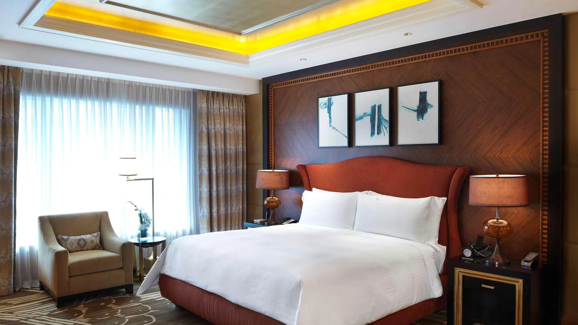 Conrad Macao Hotel 5*, Makaó